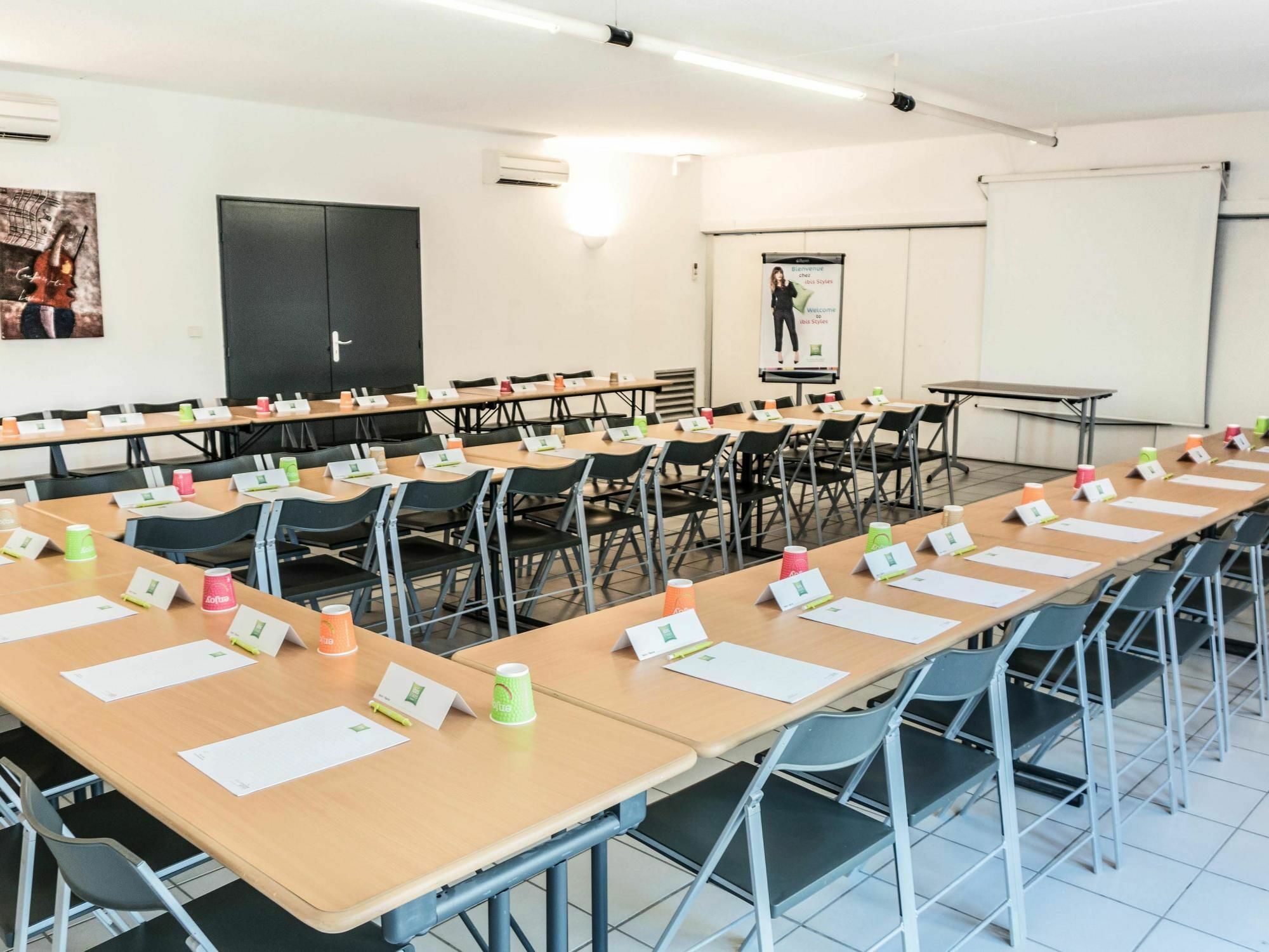 Ibis Styles Perpignan Canet En Roussillon Ngoại thất bức ảnh