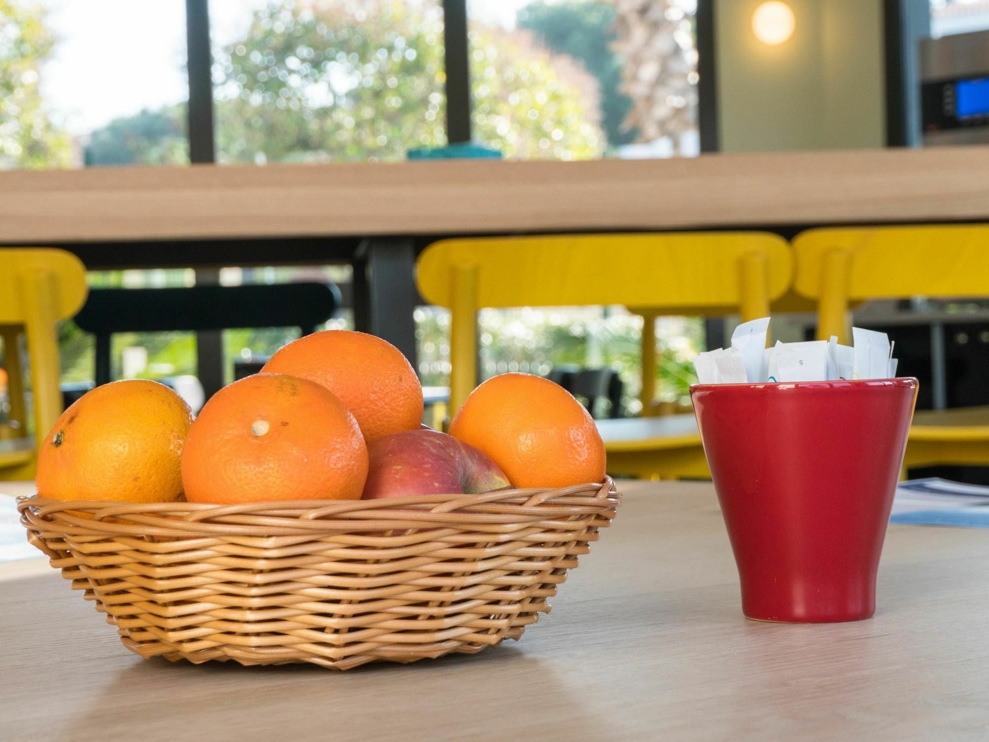 Ibis Styles Perpignan Canet En Roussillon Ngoại thất bức ảnh